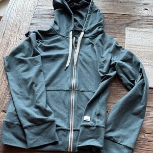 Vuori Women’s Zip-Up Hoodie